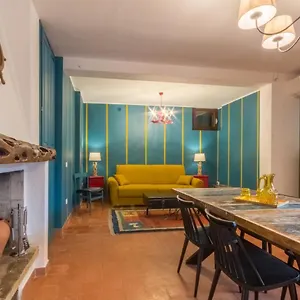 Apartment Con Grande Giardino Ad 800 Mt Dal Mare, Capitana